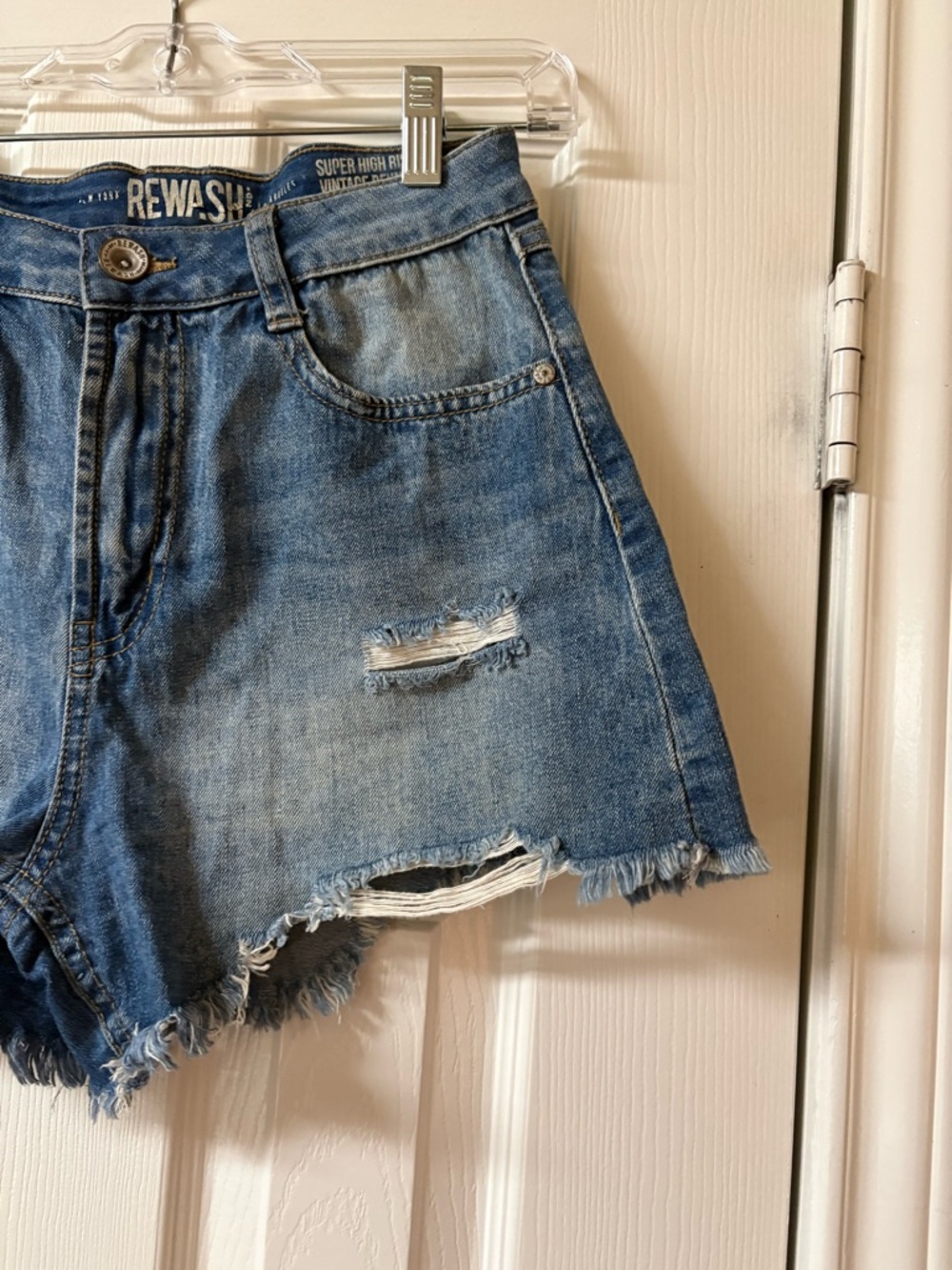 Rewash Super High Rise Vintage Reunion Blue Distressed Denim Jean Shorts Size 26 - Picture 3 of 11